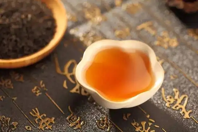 茶喝起來有點酸是不是變質(zhì)了？