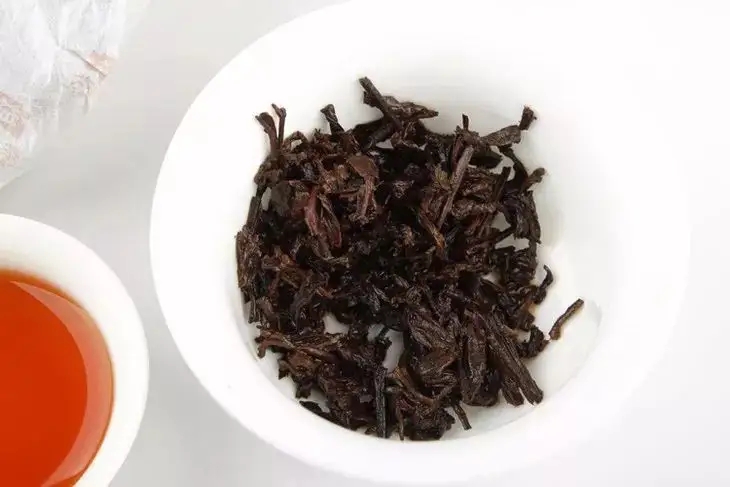 普洱熟茶好壞如何辨別？行家教你3步走！聞茶香、品茶湯、鑒葉底