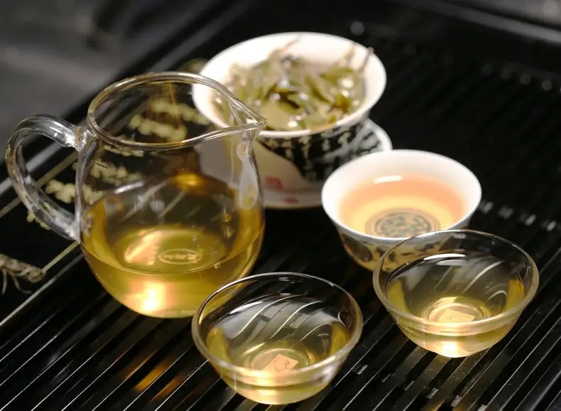 泡茶用什么水？礦泉水，純凈水還是自來水？老中醫(yī)的做法值得參考