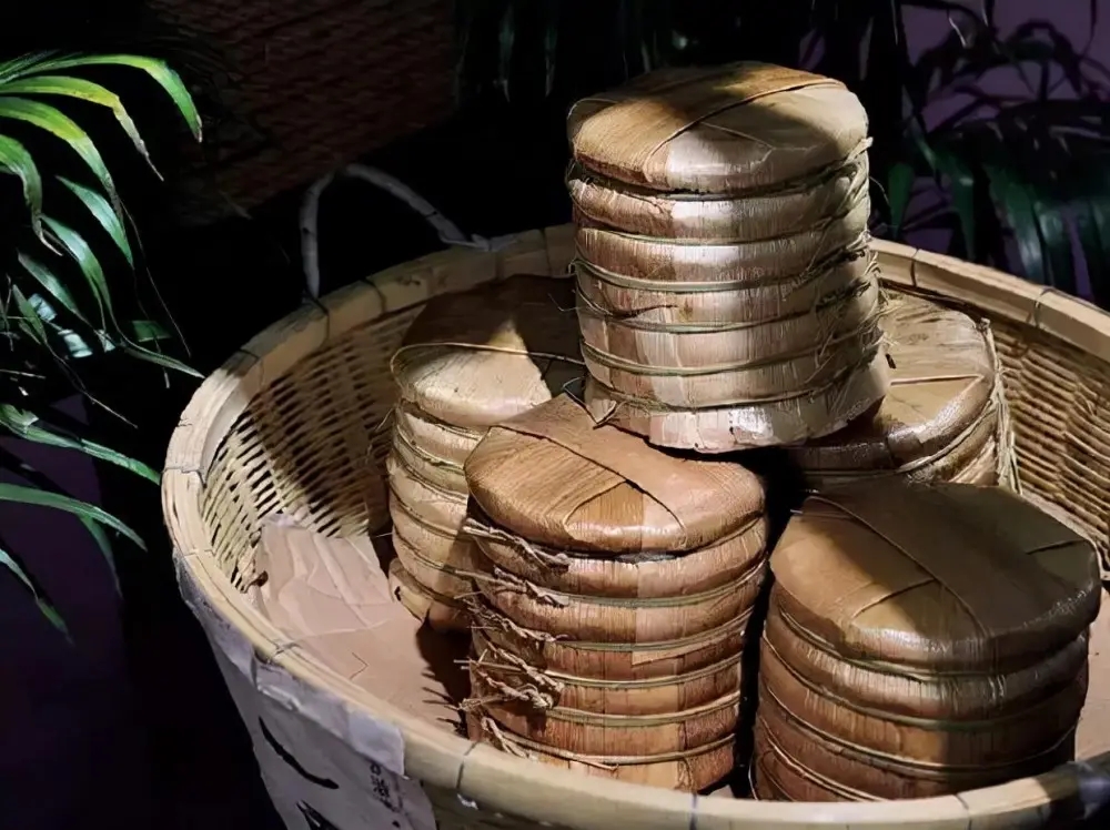 大廠出品”和“小作坊”的普洱茶，哪個(gè)更值得購(gòu)買(mǎi)？