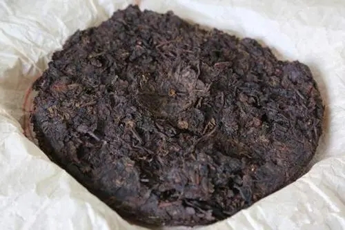 普洱熟茶茶湯中美麗的“金邊”從何而來？