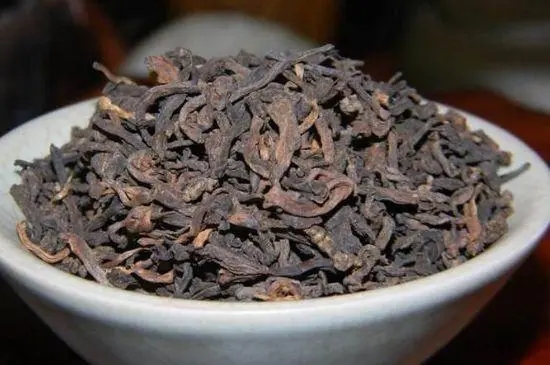 喝普洱，中期茶綜合性價比高