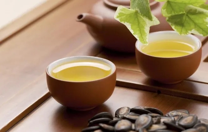 普洱茶的茶性是屬寒還是屬熱？